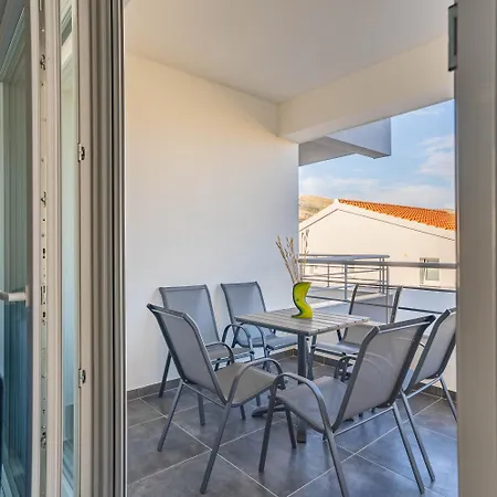 Apartment Seget 35